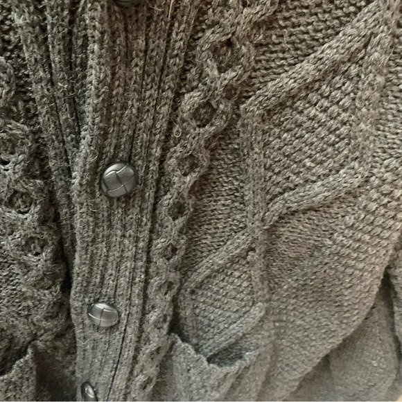 NWOT Aran Crafts Men’s Shawl Charcoal Cardigan 100% Merino Wool L - Picture 6 of 12